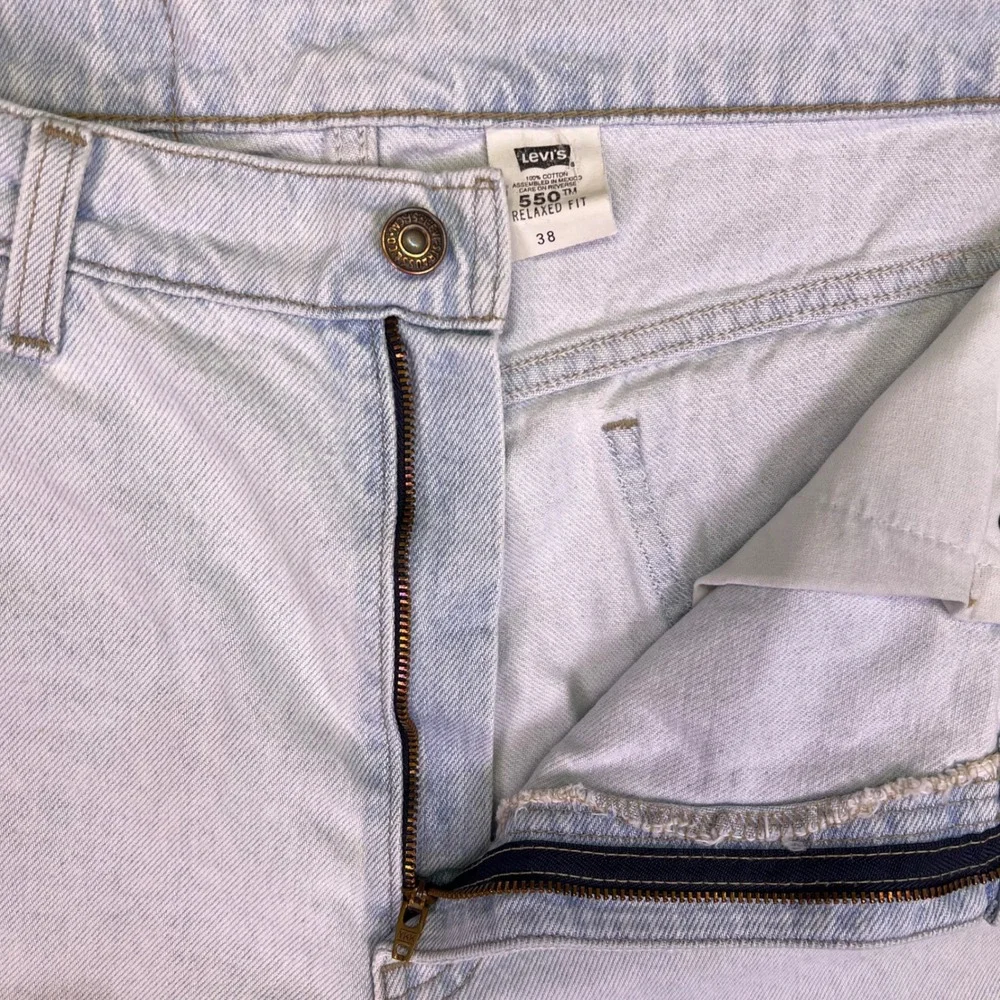 VTG 90s Levis 550 Denim Shorts Men 36 Light Blue Relaxed Jorts Orange Tab Casual